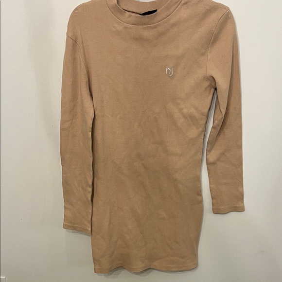 nANA judy Other - nANA judy Tan Long Sleeve Tee